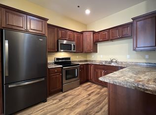 756 Main St #3A, Dubuque, IA 52001