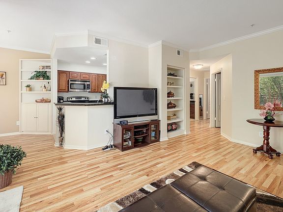 4th image of 6000 Shepherd Mountain Cv Unit 807
