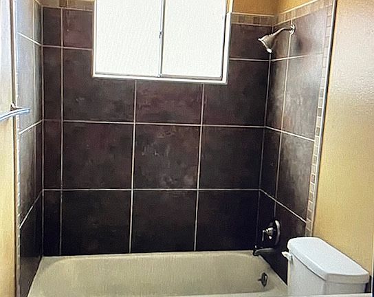 5th image of 4916 Blossom Ave