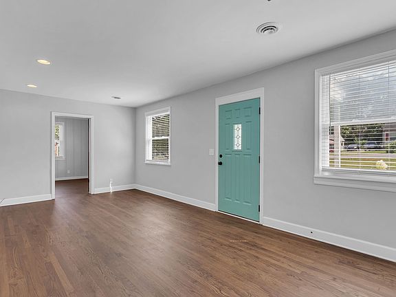 5th image of 50 Peachtree St