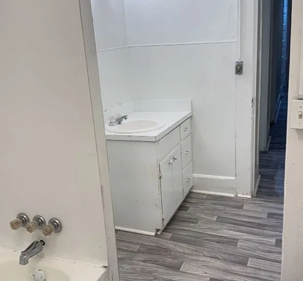 216 W Magnolia St — Photo 16