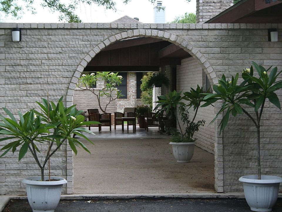 Front walkway