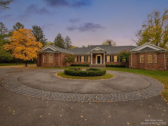 2nd image of 250 Barton Shore Dr