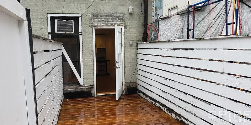 Rented by Spire Group | media 29