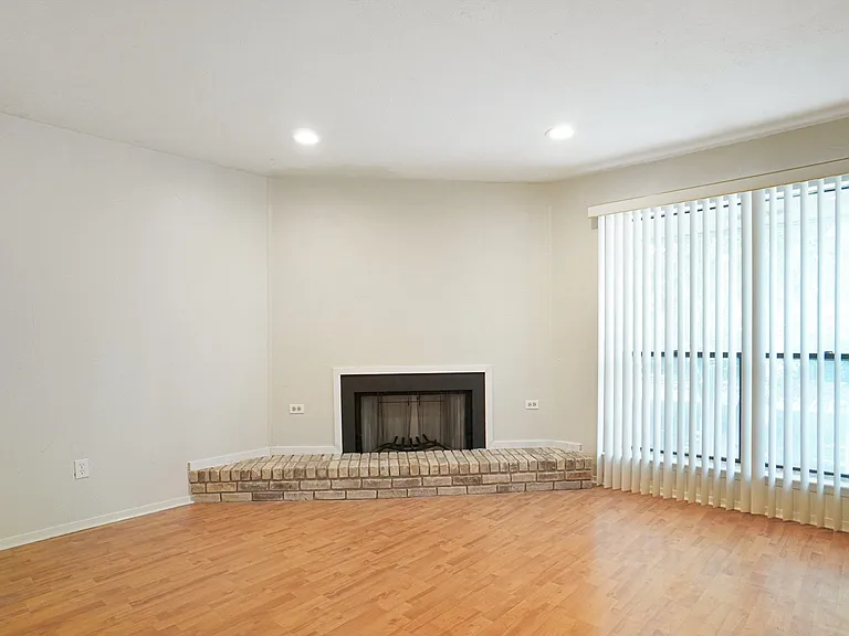 4908 Byers Ave #D — Photo 7