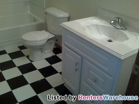 4th image of 11525 Xylon Ave N