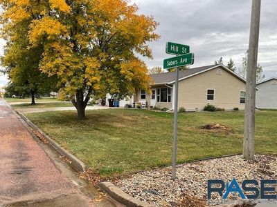 348 S Hill St, Salem, SD, 57058