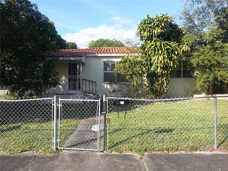 1st image of 101 NE 170th St