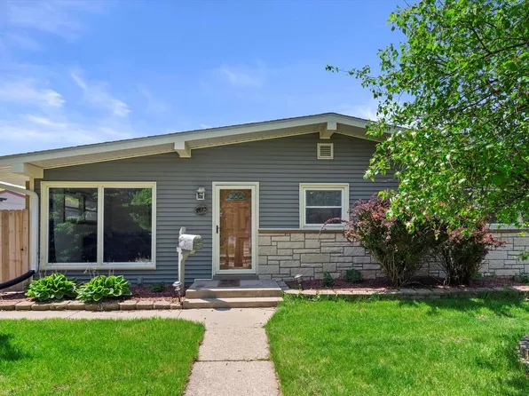 2875 South 92nd STREET, West Allis, WI 53227