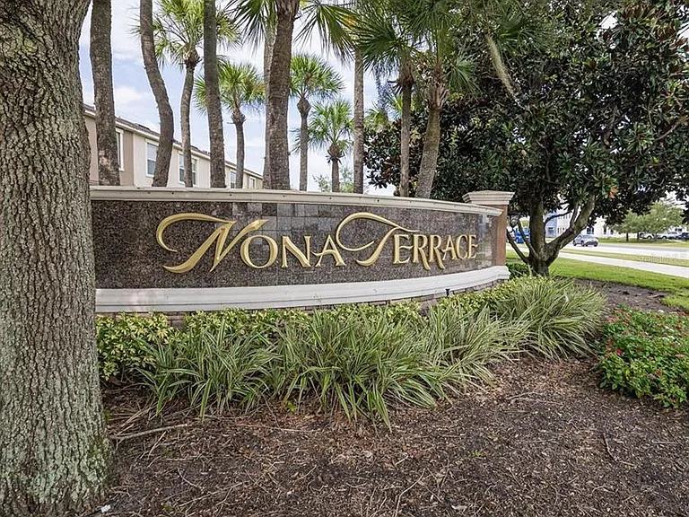 10797 Savannah Landing Cir — Photo 19