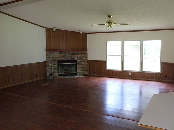 4th image of 4614 Dock Rd