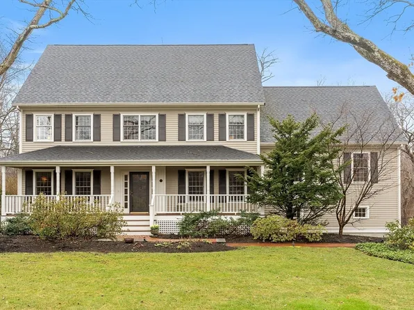 2 Davis Ln, Georgetown, MA 01833