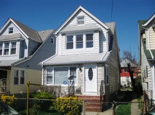 19123 114th Rd, Saint Albans, NY 11412
