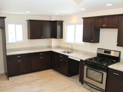 75 Grape St, New Bedford, MA, 02740