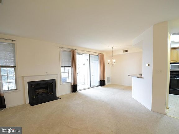 4th image of 7004 Ellingham Cir Unit C