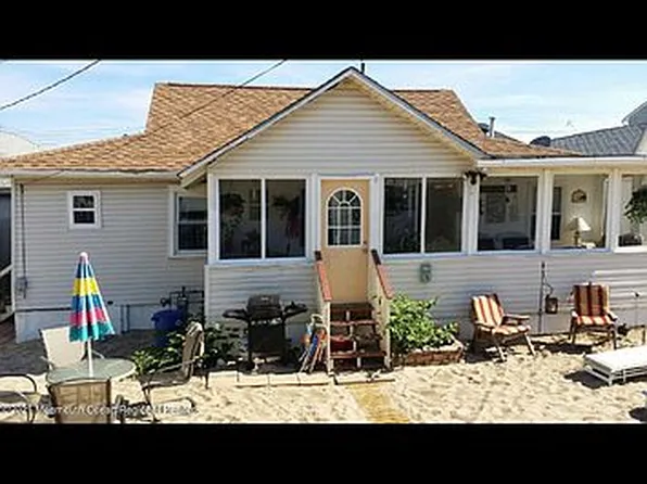 5 Hendrickson Row, Point Pleasant Beach, NJ 08742