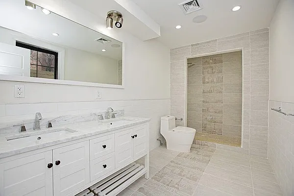 Rented by Space Marketing Shop | media 2