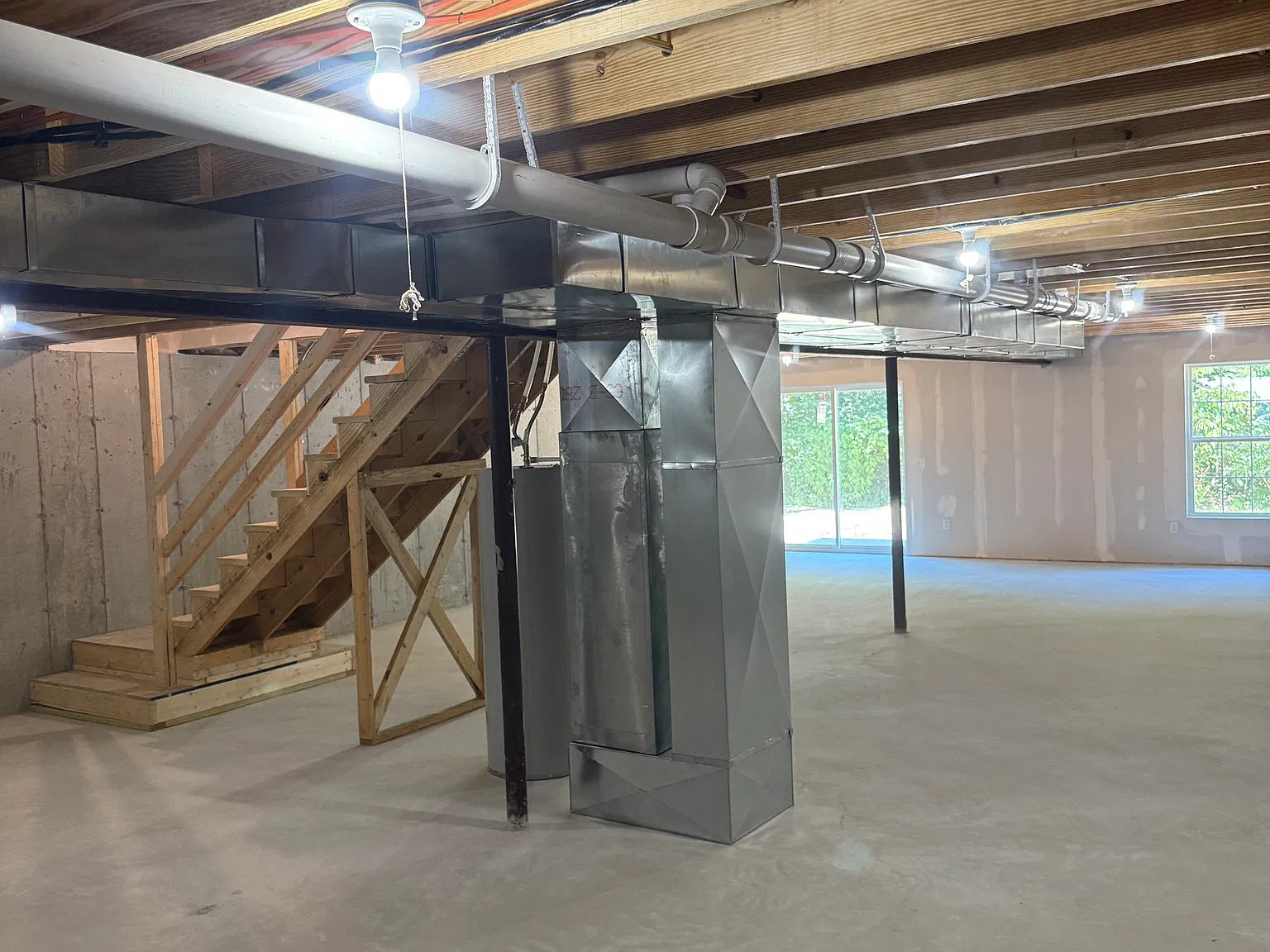 3 bed, 1150 sqft, $1,650 — Photo 3