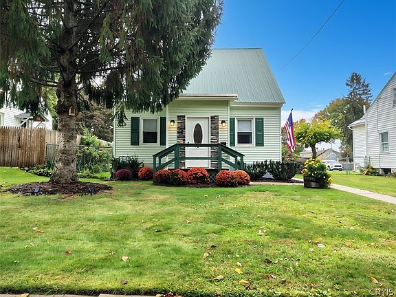2nd image of 408 River Rd