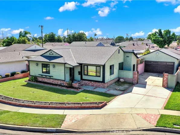 8014 Calendula Dr, Buena Park, CA 90620