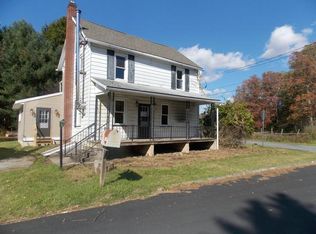 327 Memorial Dr, Kunkletown, PA 18058