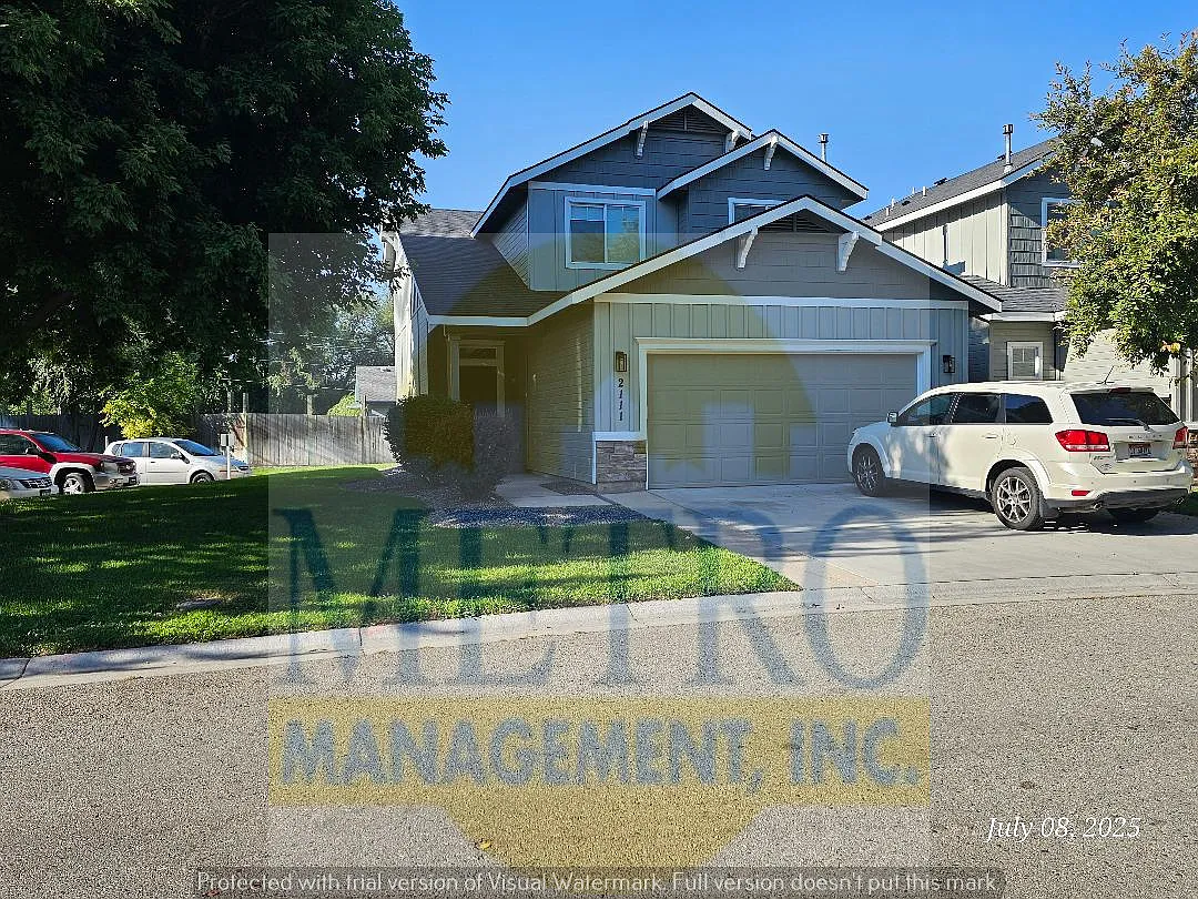 3 bed, 2.5 bath, 1494 sqft, $2,100 — Photo 2