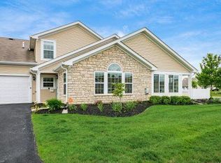 1687 Chestnut Farms Loop #5, Grove City, OH 43123