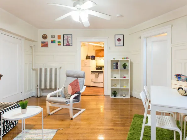 1232 Beacon St, Brookline, MA