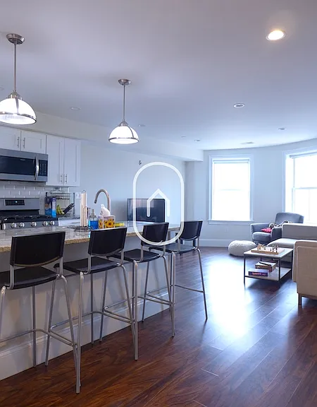 1948 Washington St #12A — Photo 6
