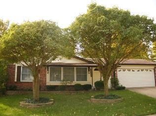 556 Windsor Mill Dr, Ballwin, MO