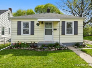 1342 Houseman Ave NE, Grand Rapids, MI 49505