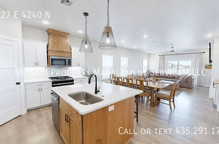 1127 E 4240 N — Photo 43