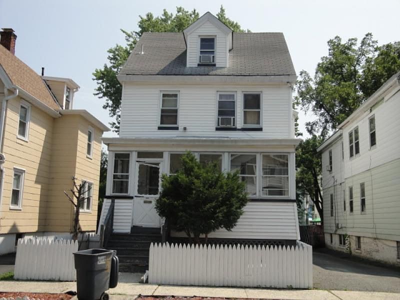 1st image of 14 Crawford St