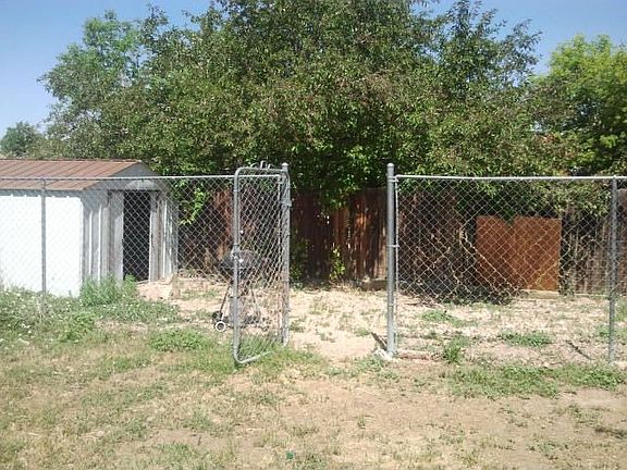 Dog run