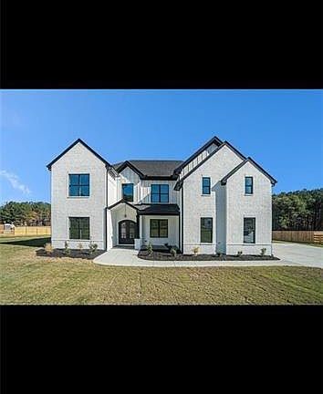 4th image of 3285 Hall Rd