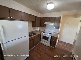1931 S 11th Ave