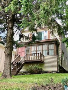 2235 W 11th St, Duluth, MN, 55806