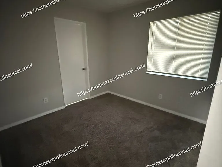 24612 Freeport Dr — Photo 18