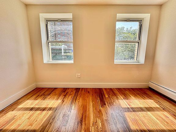 4th image of 329 Pulaski St #2A