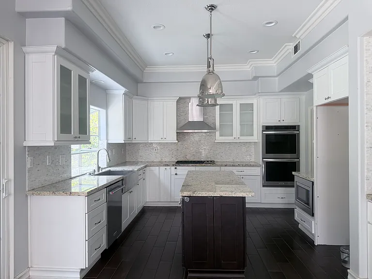 12638 Altura Dr — Photo 2