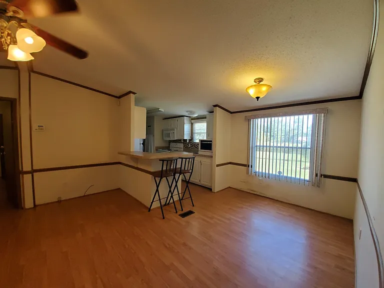 4043 Nashville Dr — Photo 5