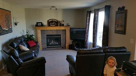 4th image of 242 Evansmeade Clos NW