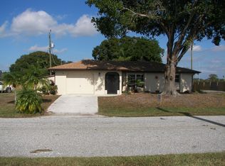 56 Temple Rd, Venice, FL 34293