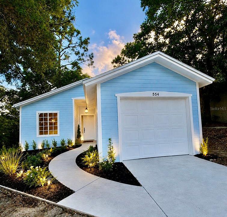 1st image of 554 Portland Cir