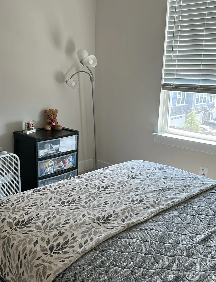 1 bed, 2221 sqft, $800 — Photo 3