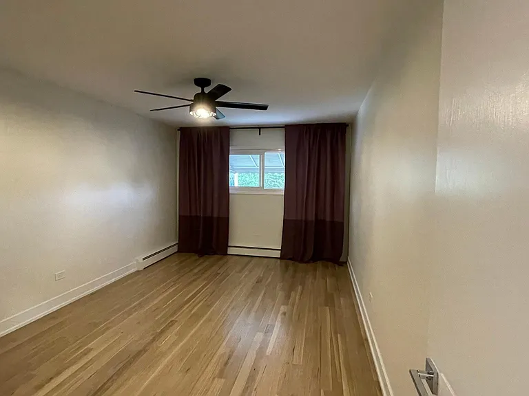 8447 W Oak Ave — Photo 8