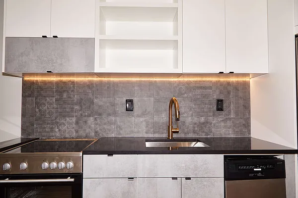 Rented by Brooklyn Group | media 37