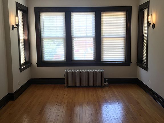 5th image of 410 Thomas Avenue2nd Loop