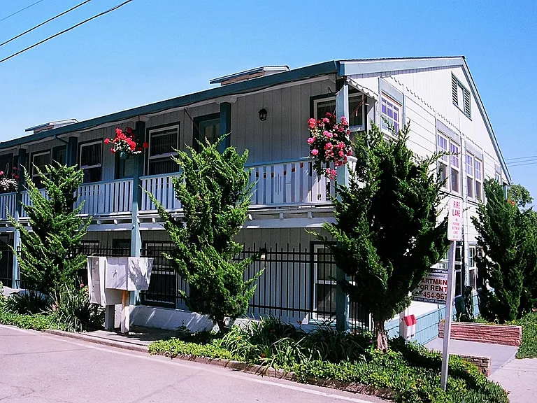 306 Cliff St #4 — Photo 9