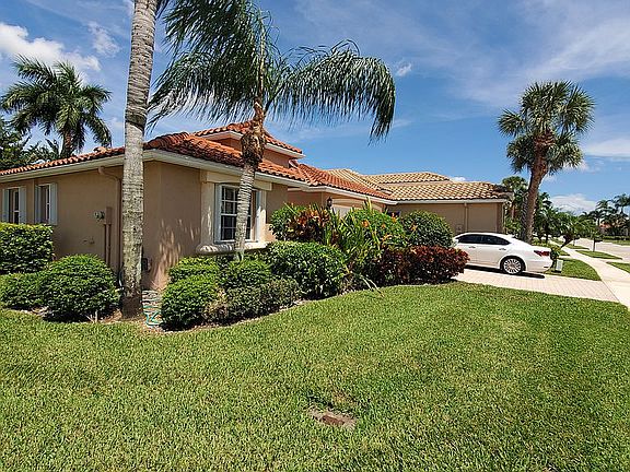 4th image of 7261 Treviso Ln
